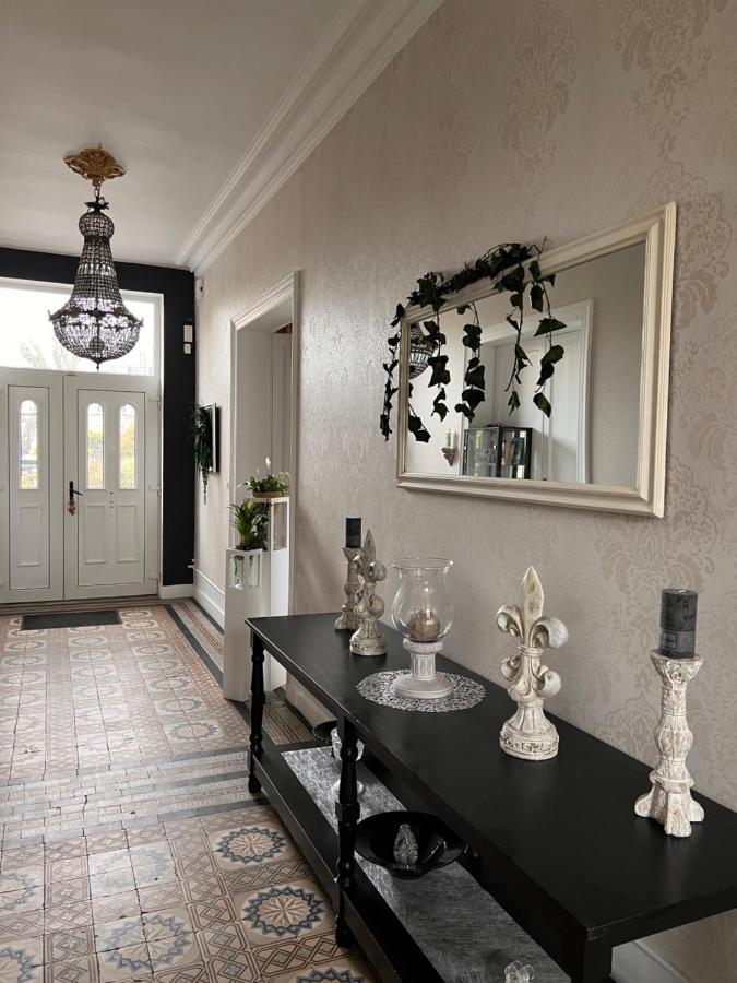 Domaine Des Anges Bed and Breakfast Avesnes-sur-Helpe Exteriör bild